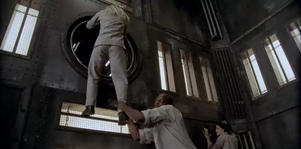 「CUBE ZERO」マーティン・ローチの画像