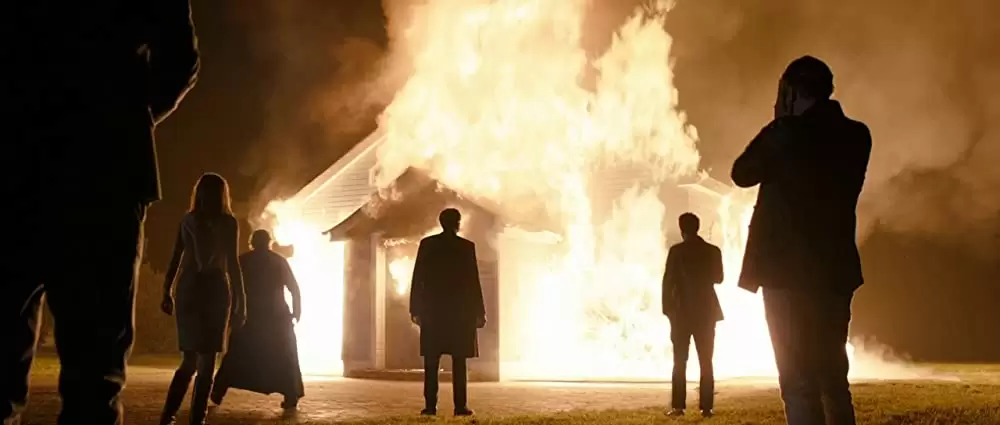 「ある神父の希望と絶望の7日間」ブレンダン・グリーソン & ケリー・ライリーの画像