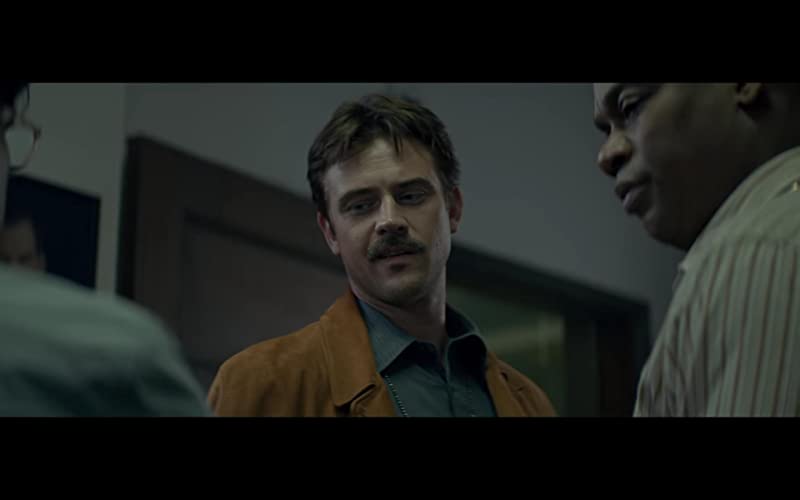 月影の下での画像