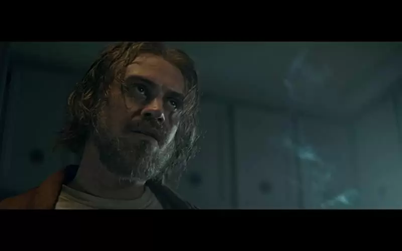 月影の下での画像