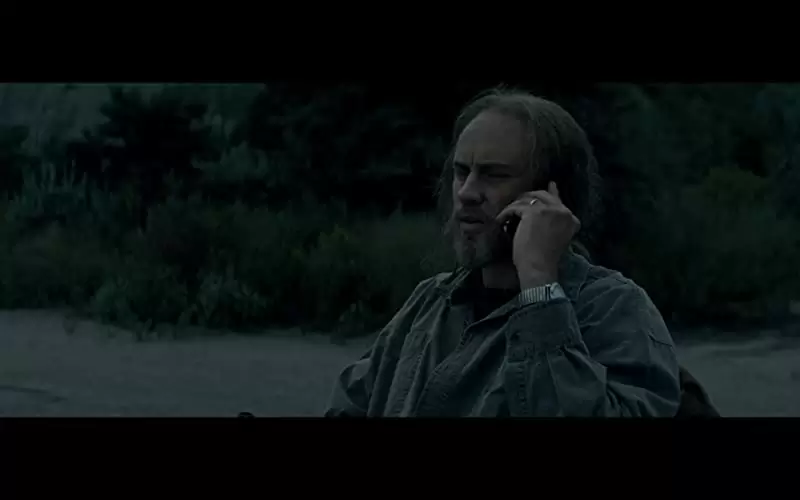 月影の下での画像