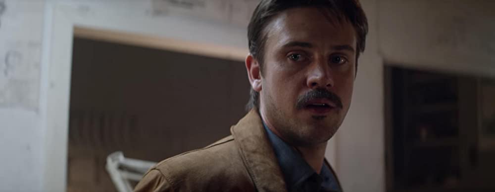 月影の下での画像