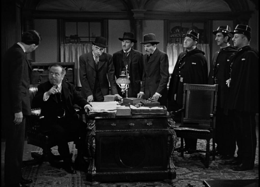 マリー・ロジェの秘密の画像