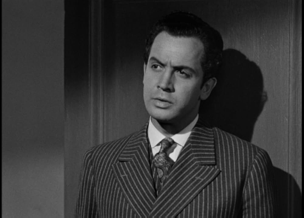 マリー・ロジェの秘密の画像