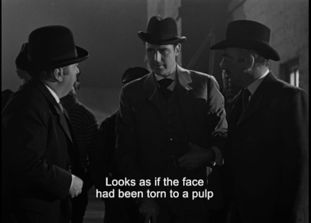 マリー・ロジェの秘密の画像