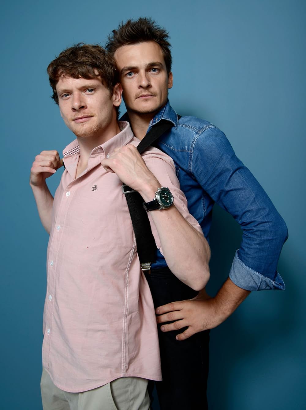 名もなき塀の中の王の画像