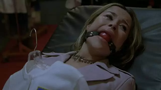 「ホステル3」ズライ・エナオ & サラ・ハーベルの画像