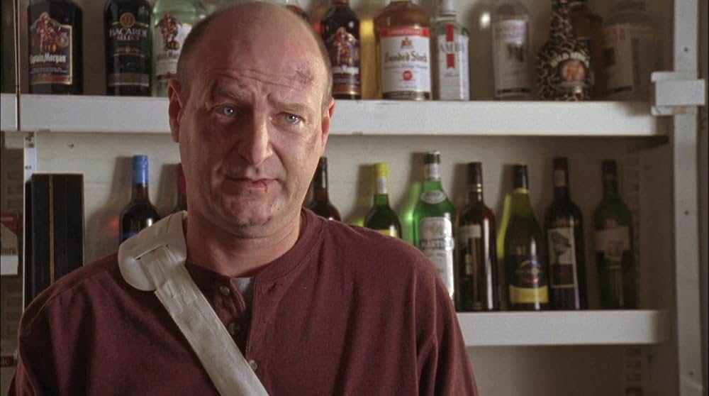 警察署長ジェッシイ・ストーン 非情の影の画像