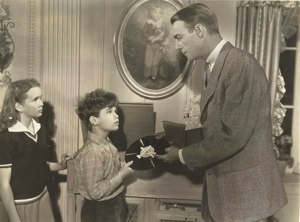 Home, Sweet Homicide（原題）の画像