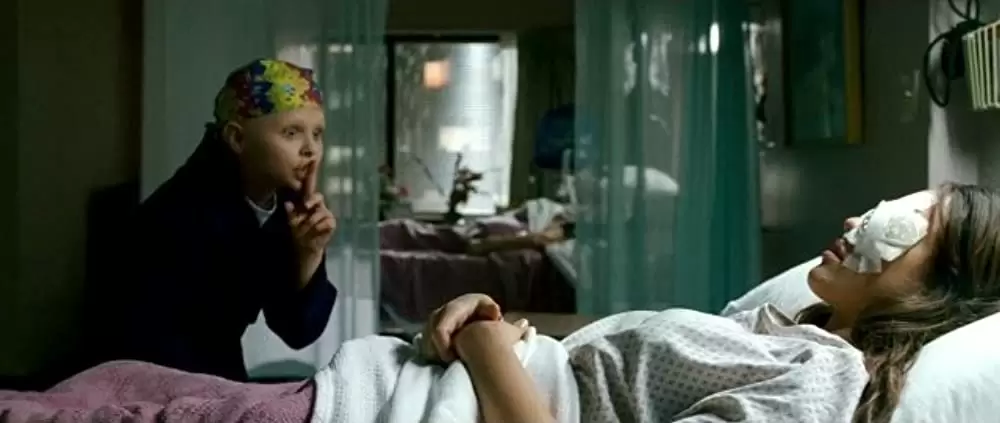 「アイズ」ジェシカ・アルバ & クロエ・グレース・モレッツの画像