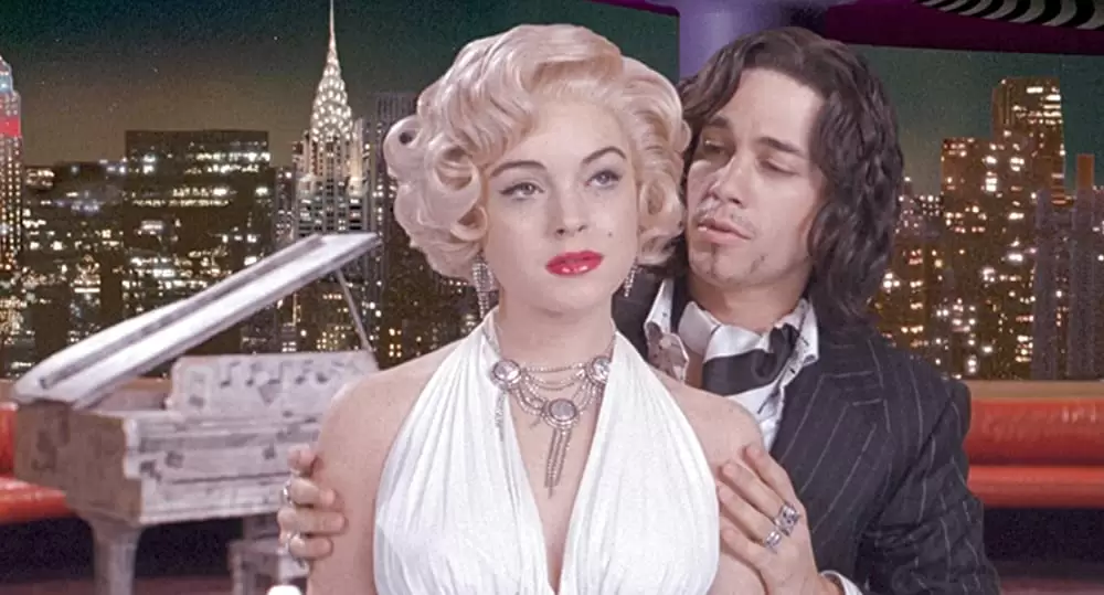 「彼女は夢見るドラマ・クイーン」アダム・ガルシア & リンジー・ローハンの画像