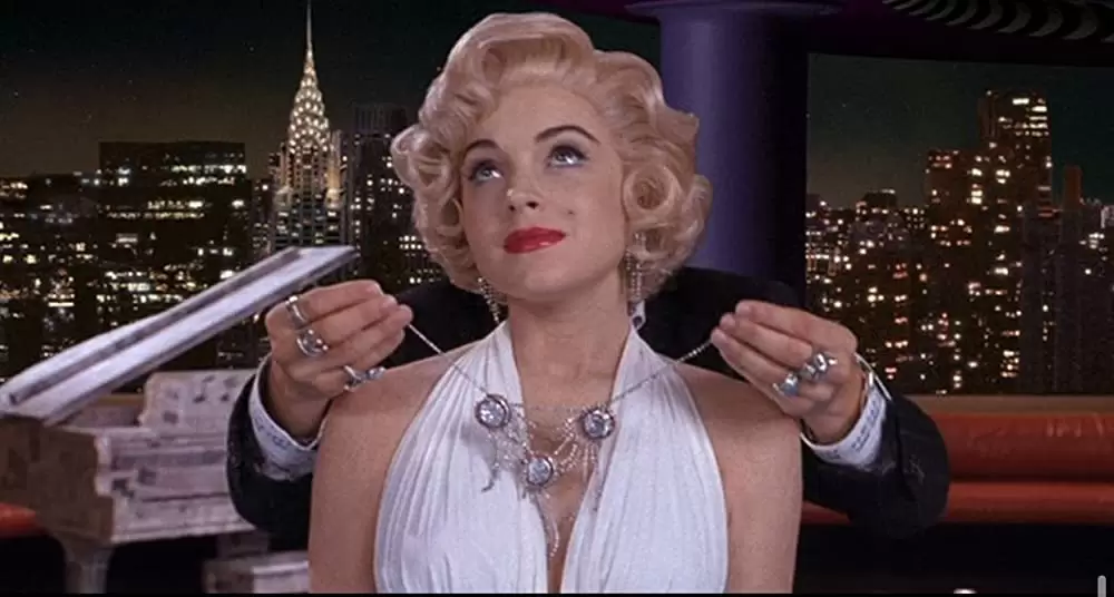 「彼女は夢見るドラマ・クイーン」リンジー・ローハンの画像