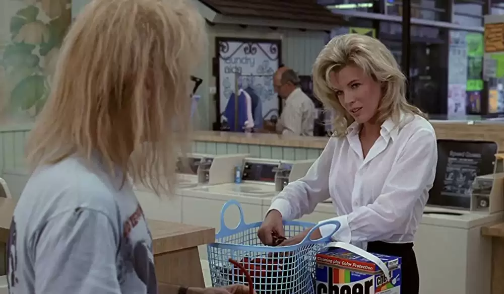 ウェインズ・ワールド2の画像