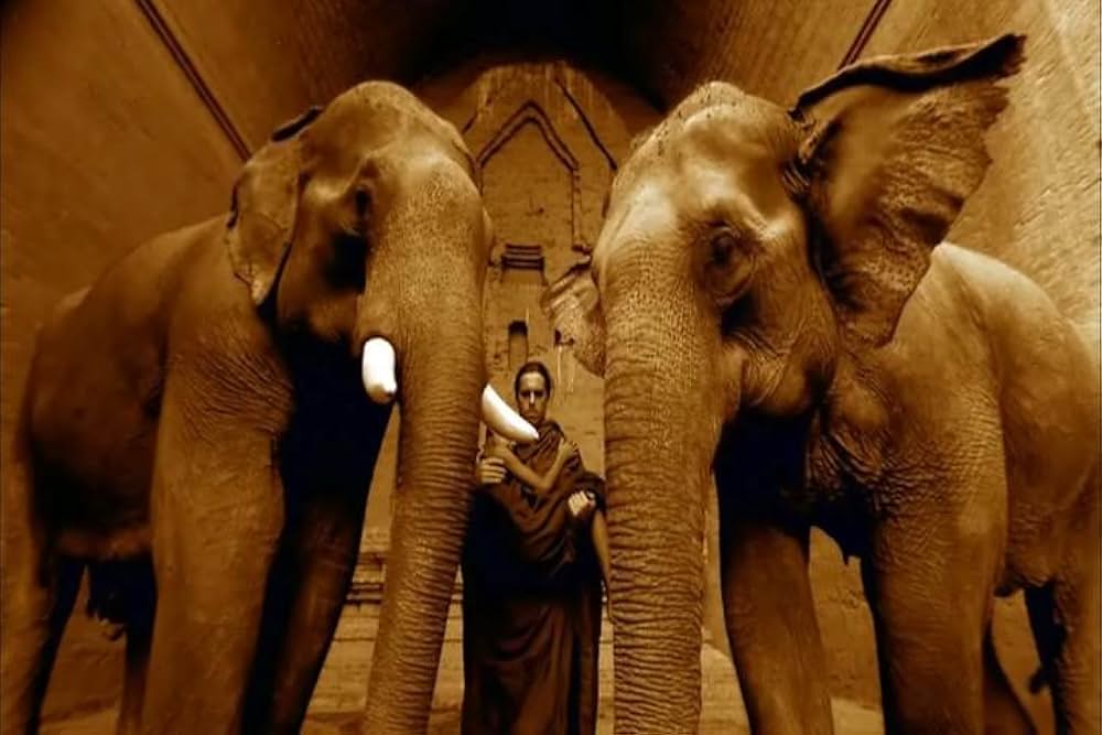 Ashes and Snow（原題）の画像