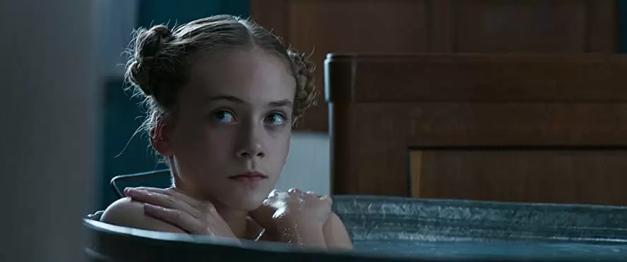 「ブリムストーン」エミリア・ジョーンズの画像