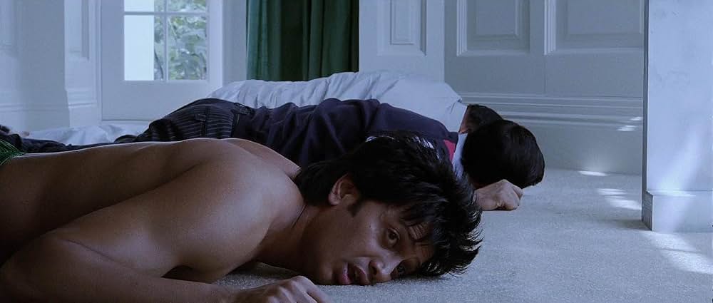 ハウスフル（原題）の画像