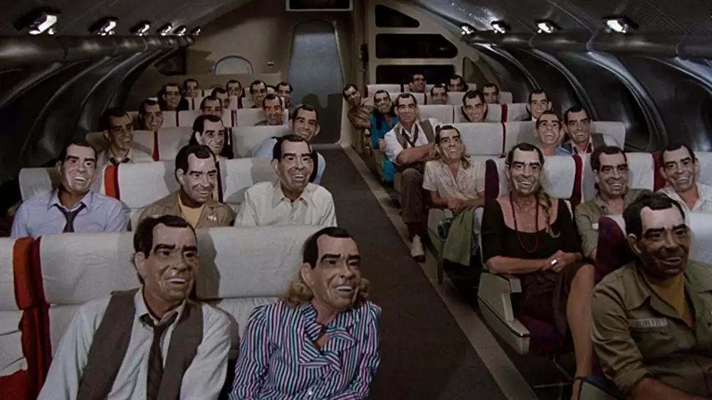 フライングハイ2/危険がいっぱい月への旅の画像