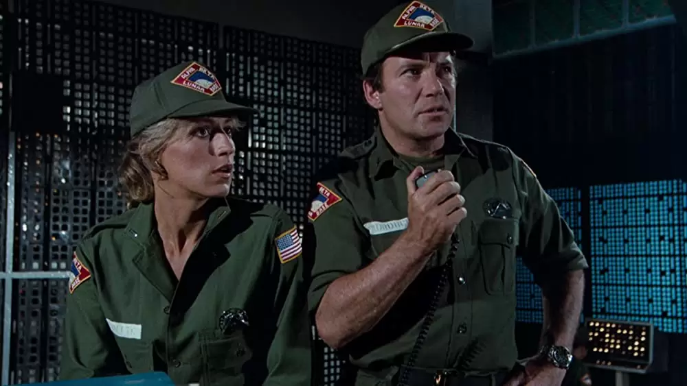 フライングハイ2/危険がいっぱい月への旅の画像