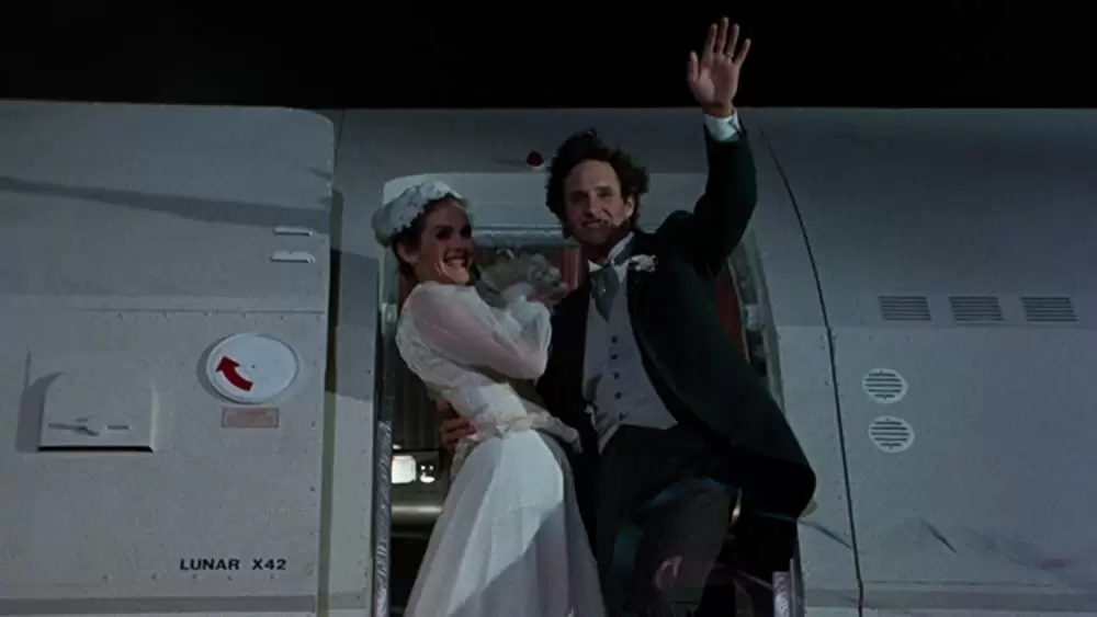 フライングハイ2/危険がいっぱい月への旅の画像