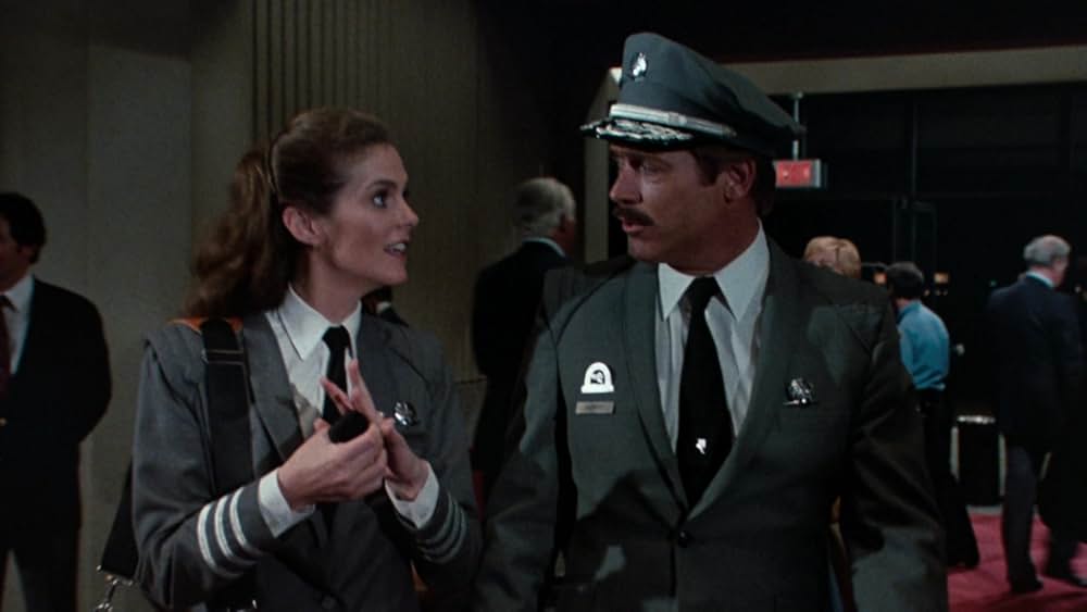 フライングハイ2/危険がいっぱい月への旅の画像