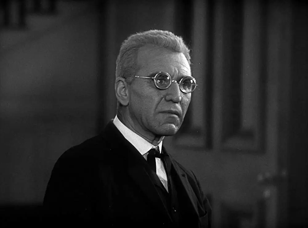 「魔人ドラキュラ（スペイン語版）」エドワード・バン・スローンの画像