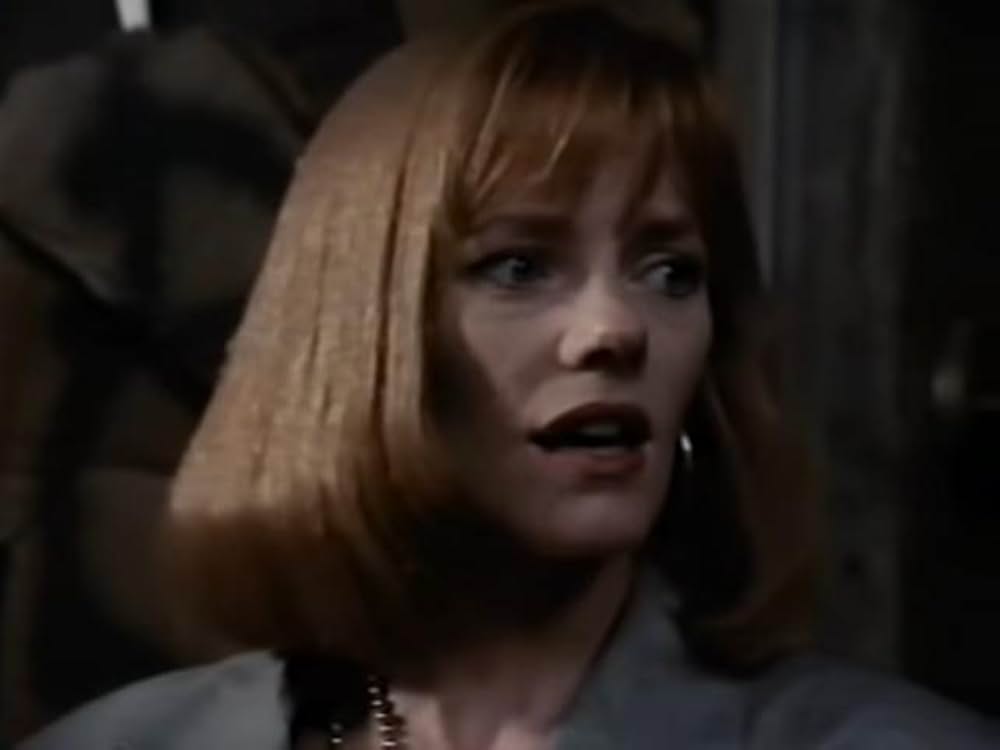 壁の中の歪んだ愛 ミステリアス・ルーム／瞳が見つめているの画像