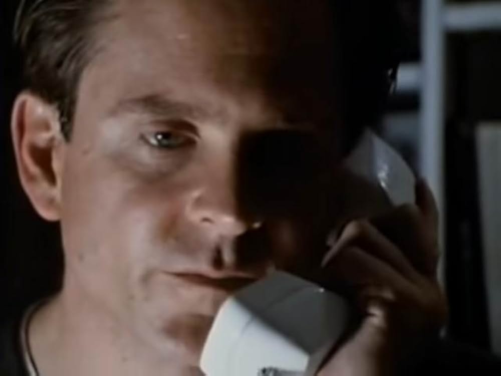 壁の中の歪んだ愛 ミステリアス・ルーム／瞳が見つめているの画像