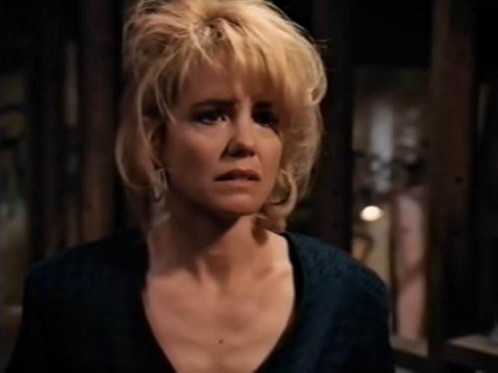 壁の中の歪んだ愛 ミステリアス・ルーム／瞳が見つめているの画像