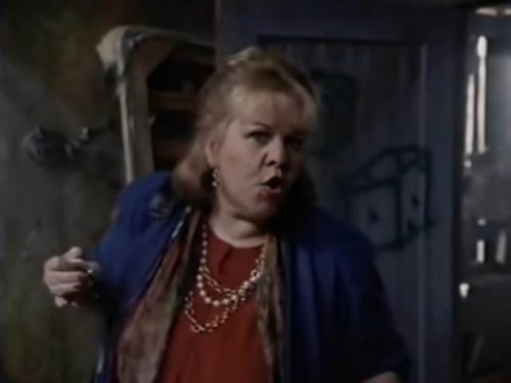 壁の中の歪んだ愛 ミステリアス・ルーム／瞳が見つめているの画像