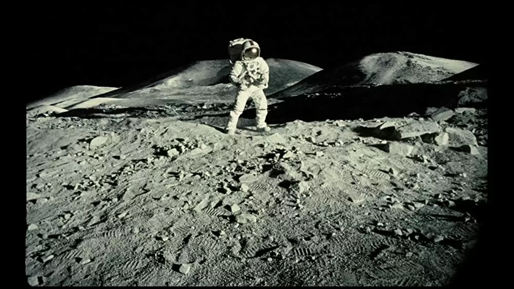 「アポロ18」の画像