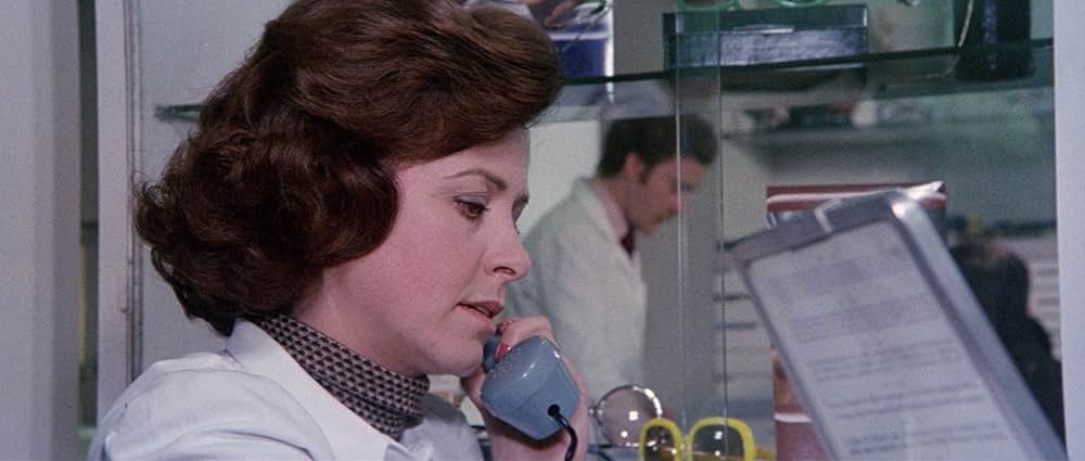 黒い霧の警察の画像