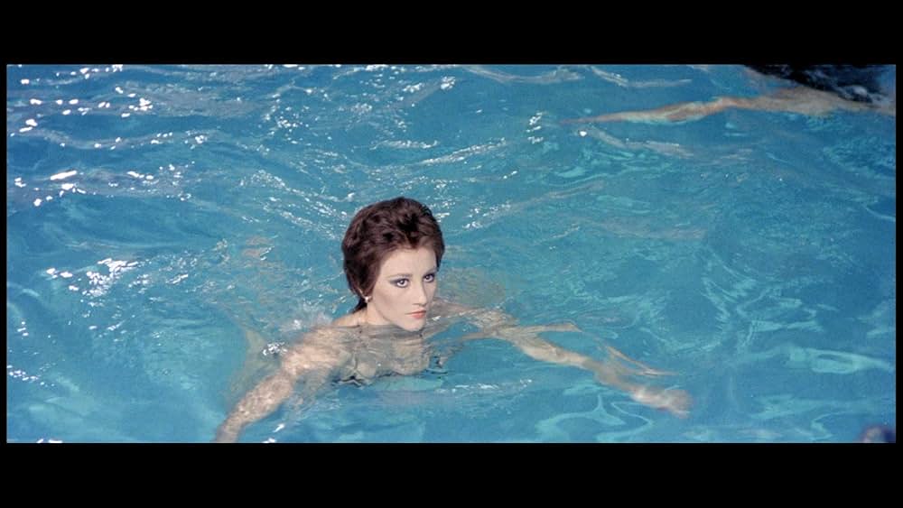 黒い霧の警察の画像