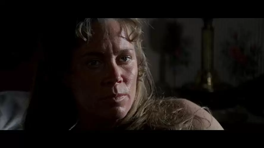 「荒野のストレンジャー」バーナ・ブルームの画像