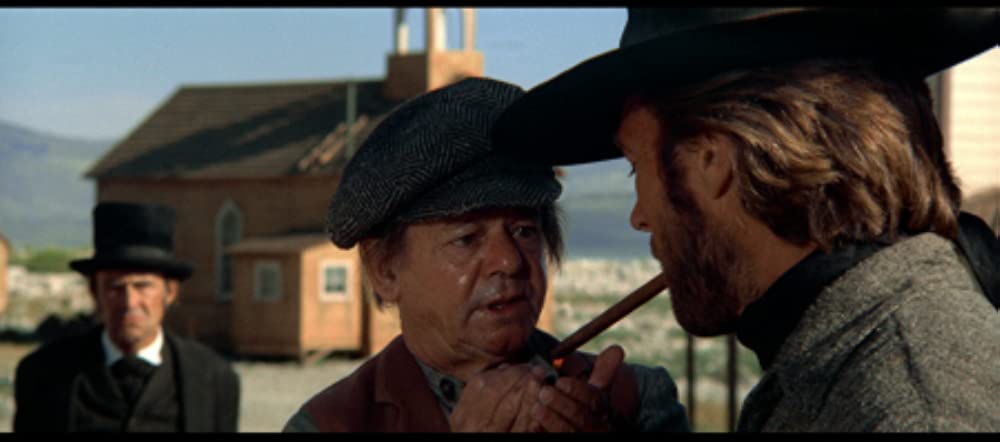 荒野のストレンジャーの画像