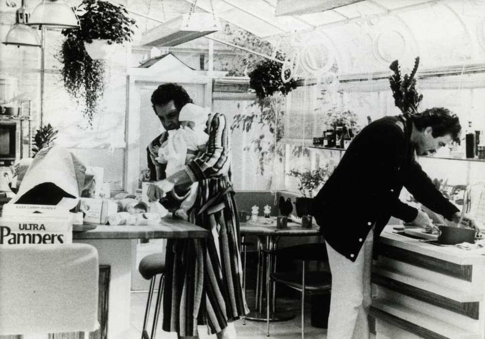 スリーメン&ベビーの画像