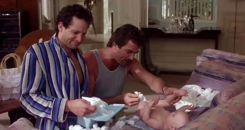 スリーメン&ベビーの画像