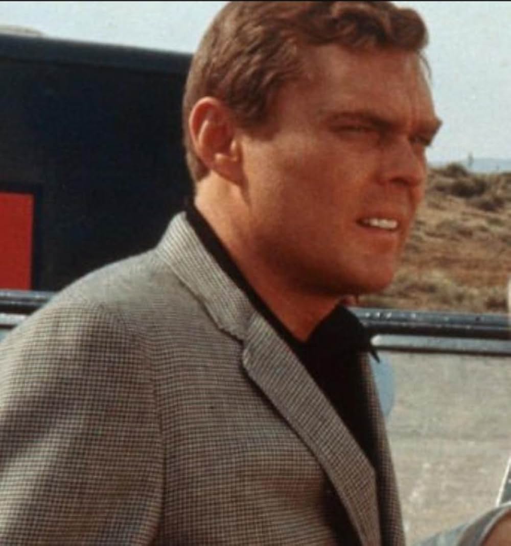 地の果てから来た怪物の画像