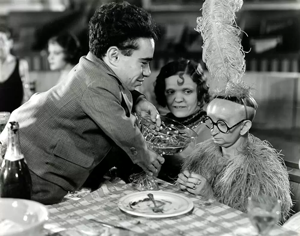 怪物団 フリークスの画像