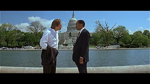 隣人は静かに笑うの画像