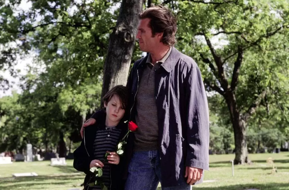 隣人は静かに笑うの画像