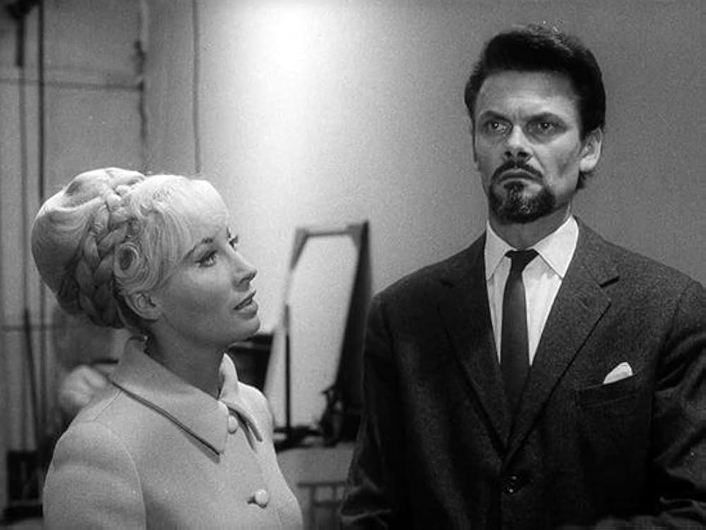 Her Private Hell（原題）の写真