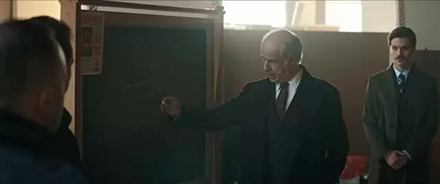 霧の中の少女の画像