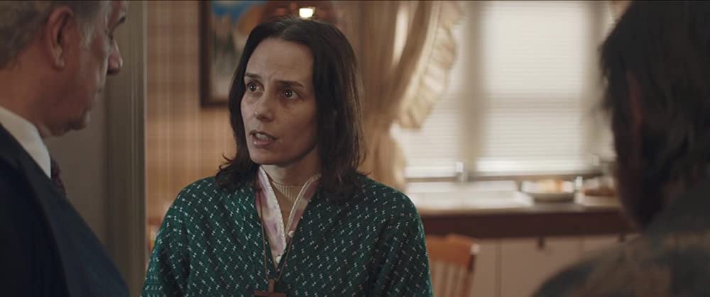 霧の中の少女の画像