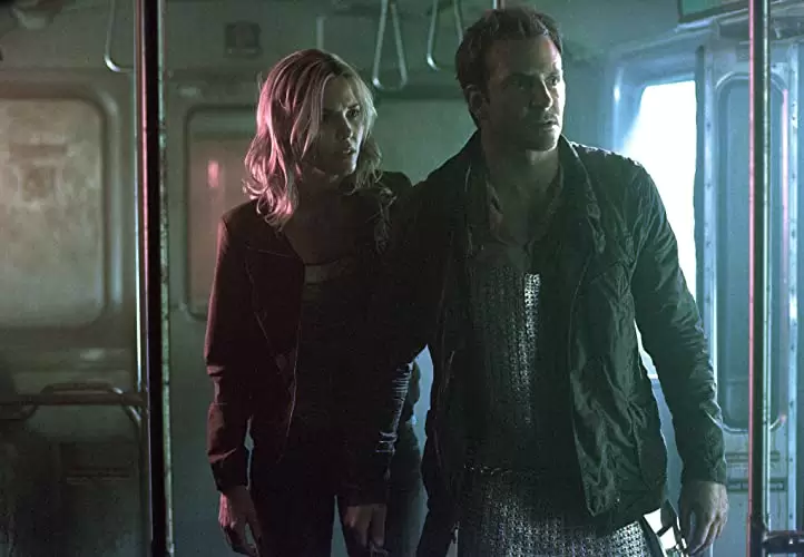 「ミッドナイト・ミート・トレイン」レスリー・ビブ & ブラッドリー・クーパーの画像