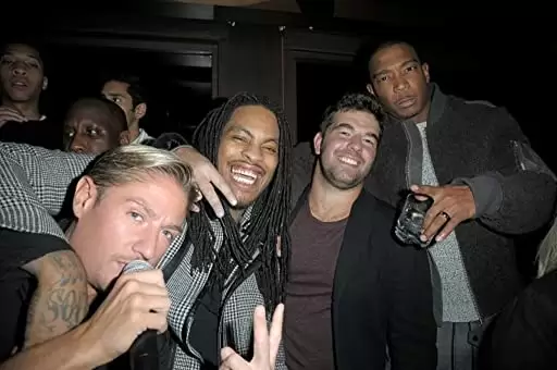 「FYRE: 夢に終わった史上最高のパーティー」ジャ・ルール & Waka Flocka Flameの画像