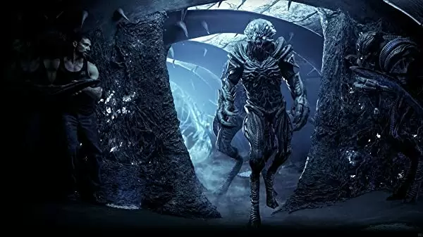 スカイライン-奪還-の画像