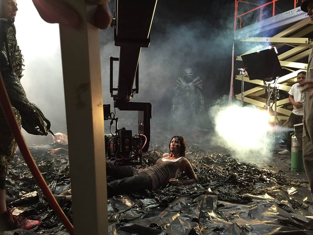 スカイライン-奪還-の画像