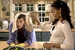 「ゲス・フー／招かれざる恋人」アシュトン・カッチャー & ゾーイ・サルダナの画像