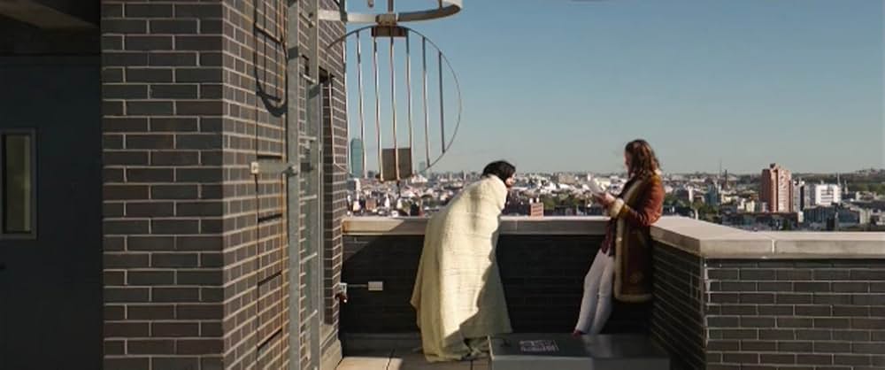 フリー・ザ・ニップル（原題）の画像