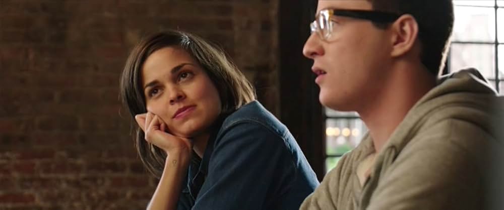 フリー・ザ・ニップル（原題）の画像